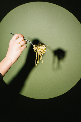 pasta with caviar